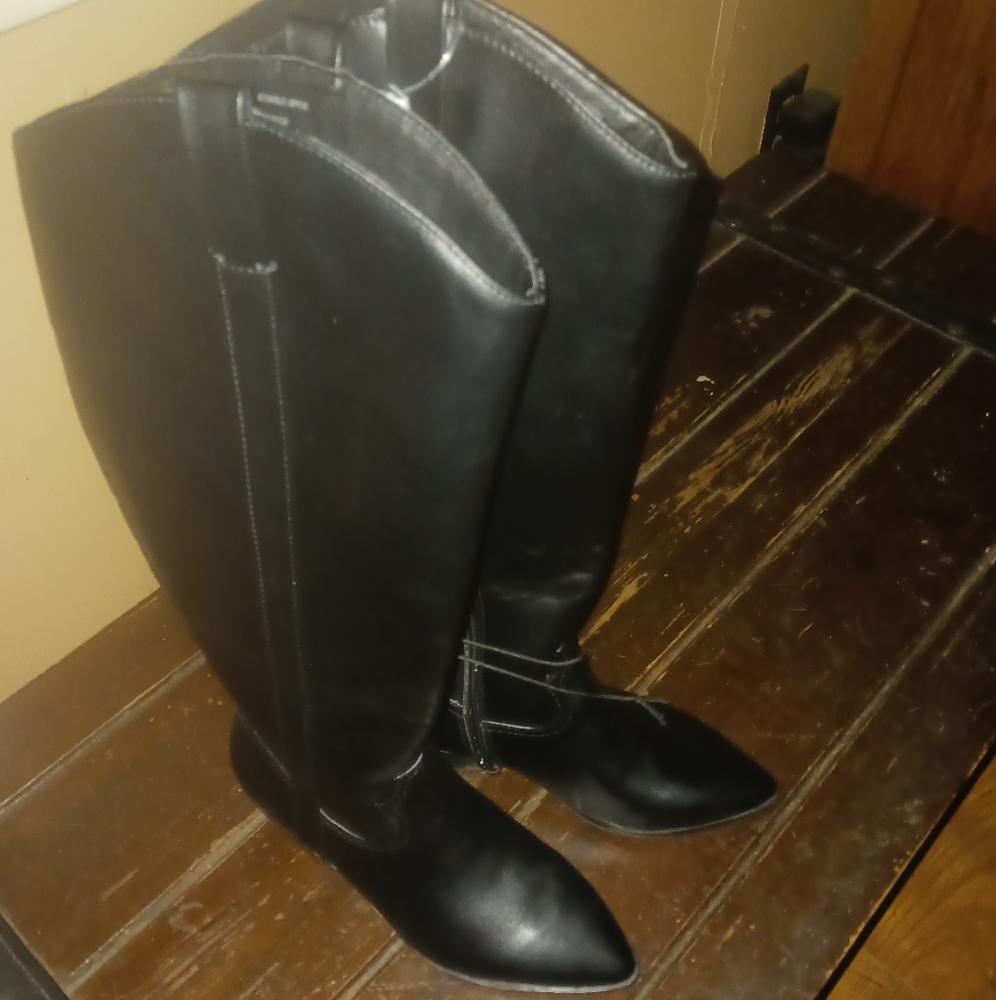 Women's boots